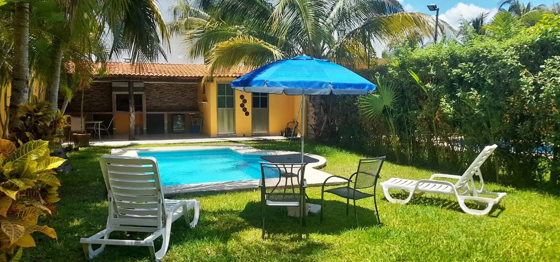 La Maison Bleue Cancún